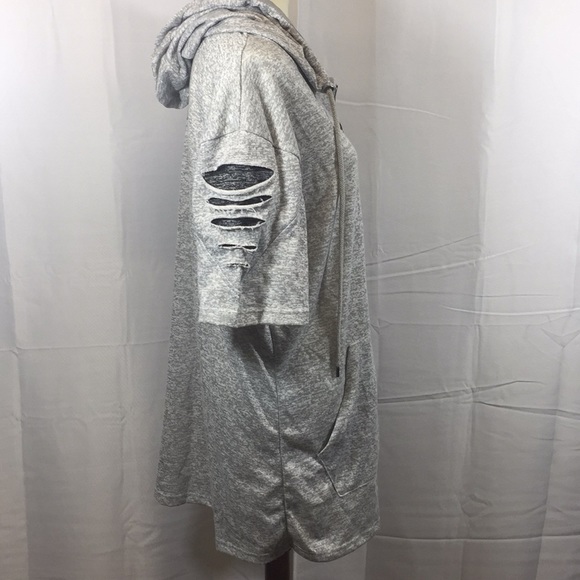 🎉Retro Distrikt Long Bodied Short-sleeve Hoodie - Picture 4 of 6